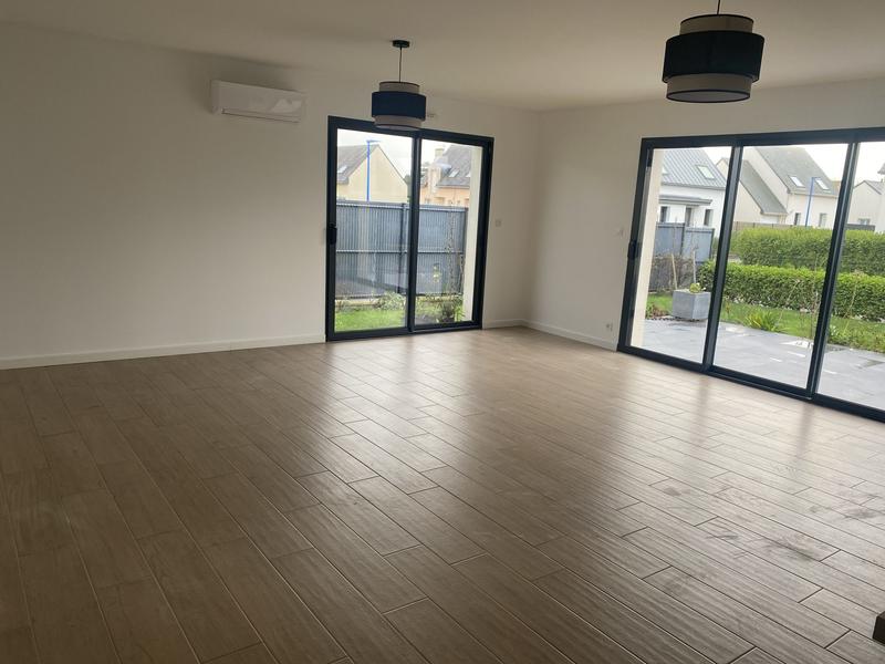 Maison contemporaine - 106 m² - 5 pièces