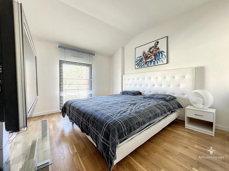 Appartement - 320 m² - 6 pièces