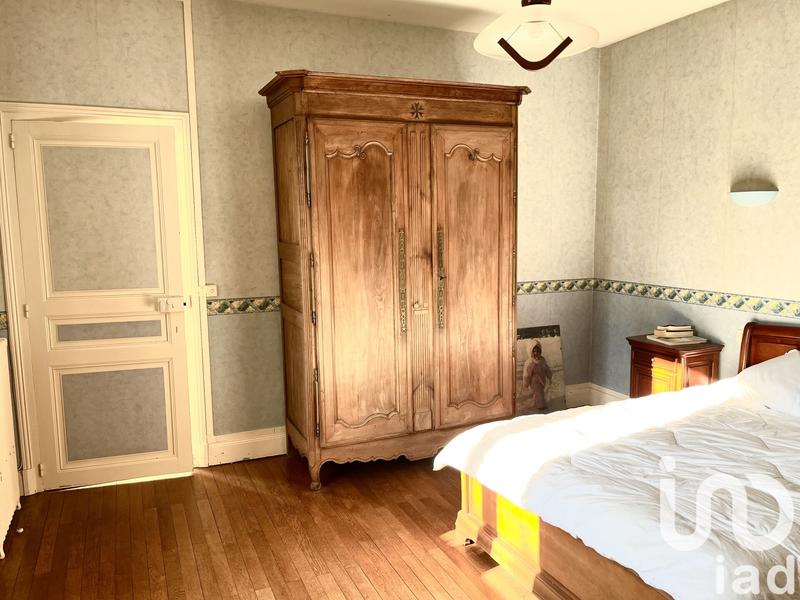 Maison - 180 m² - 7 pièces