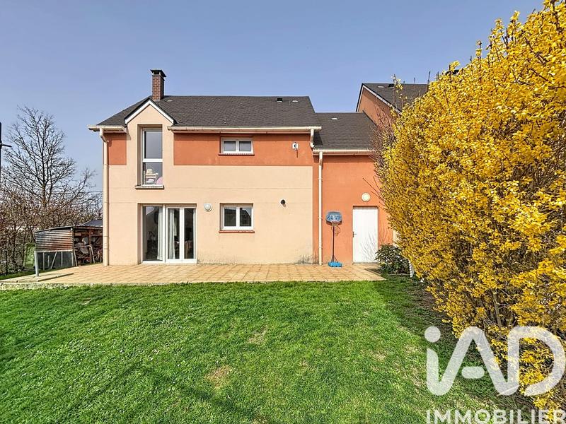 Maison - 102 m² - 5 pièces