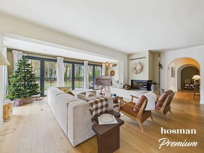 Maison - 180 m² - 6 pièces