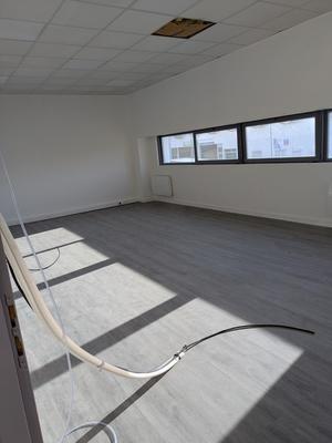 Bureau - 280 m² - 7 pièces