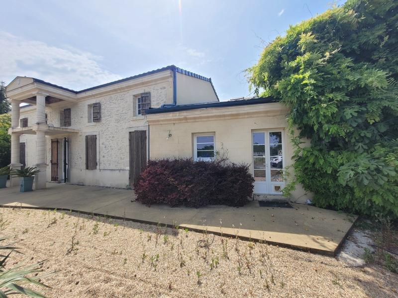 Maison - 170 m² - 7 pièces