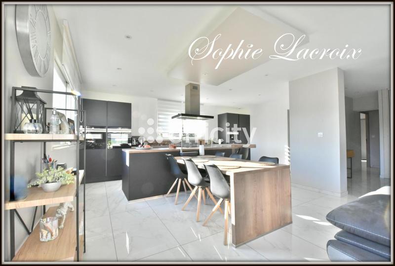 Maison - 145 m² - 5 pièces