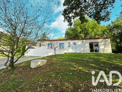 Maison - 118 m² - 5 pièces