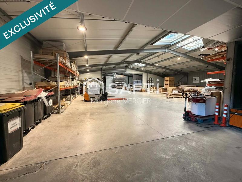 Local commercial - 1 450 m² - 20 pièces