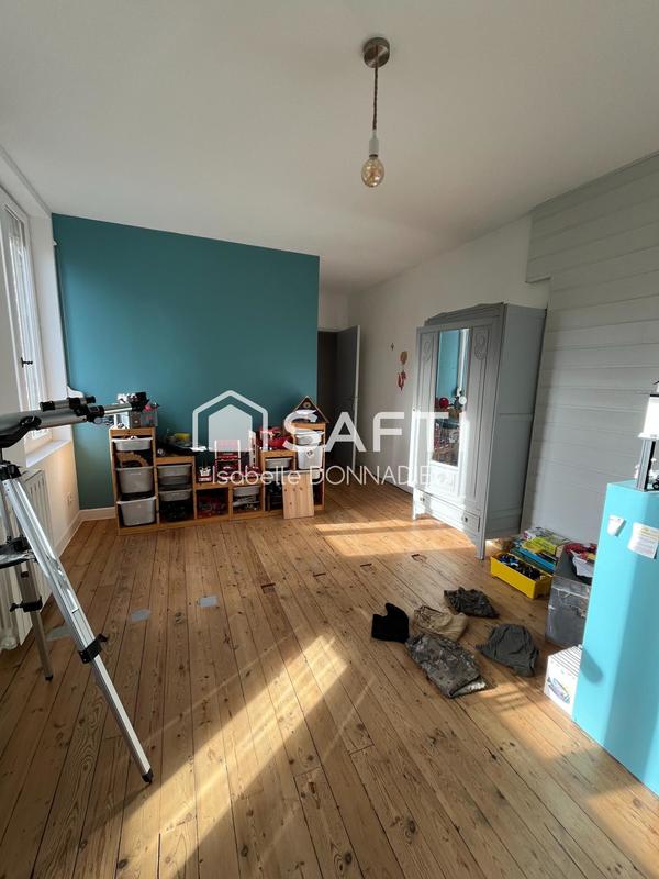 Maison - 140 m² - 7 pièces