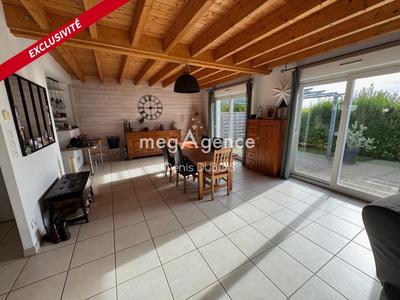 Maison - 140 m² - 6 pièces
