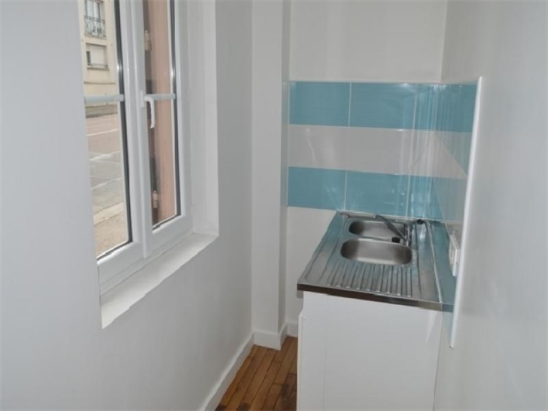 Studio - 25 m² - 1 pièce