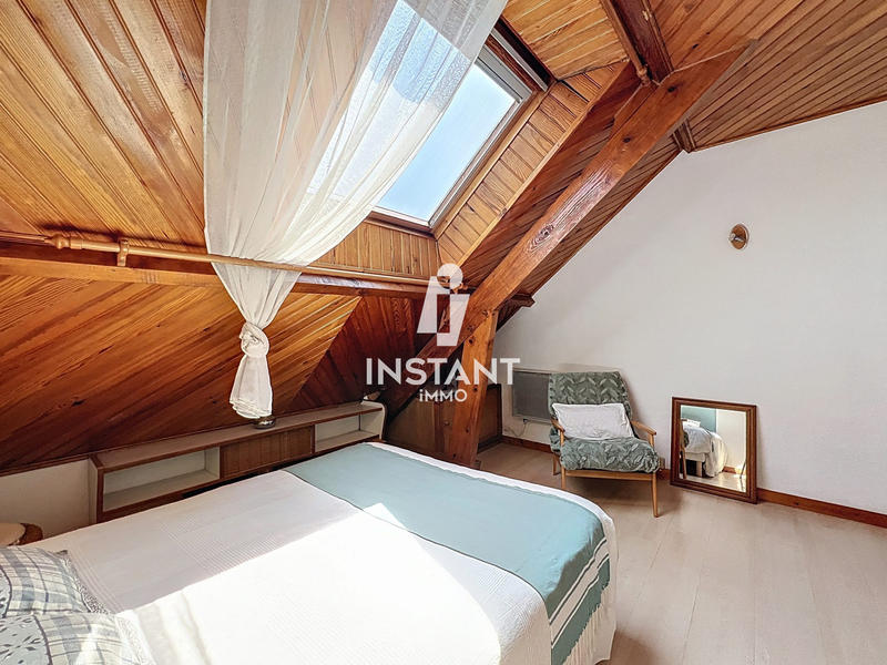 Maison - 156 m² - 8 pièces