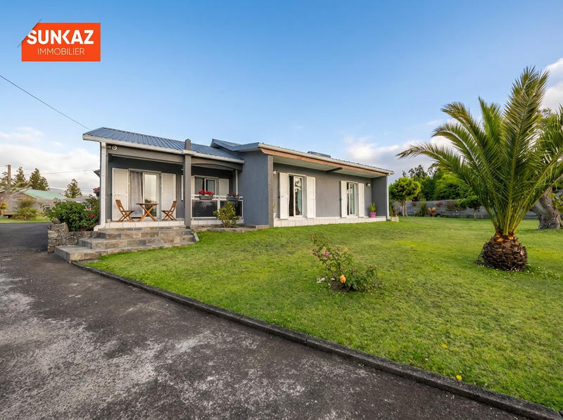 Maison - 141 m² - 6 pièces