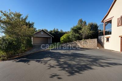 Maison - 167 m² - 7 pièces