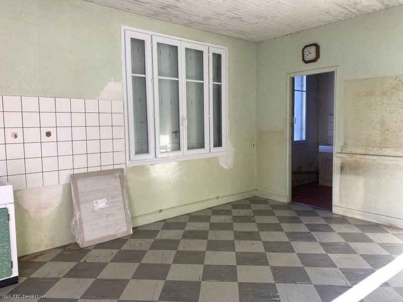 Corps de ferme - 210 m² - 7 pièces