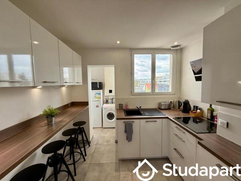 Chambre - 10 m² - 1 pièce