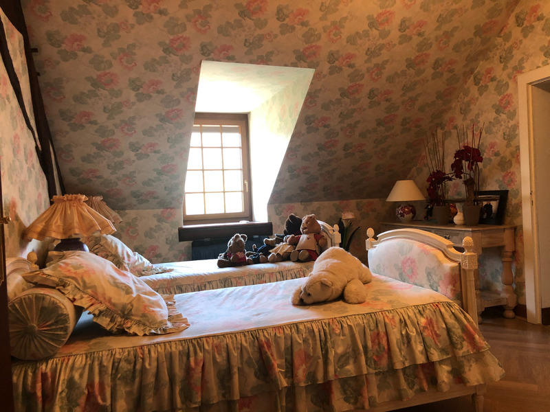 Maison - 277 m² - 7 pièces