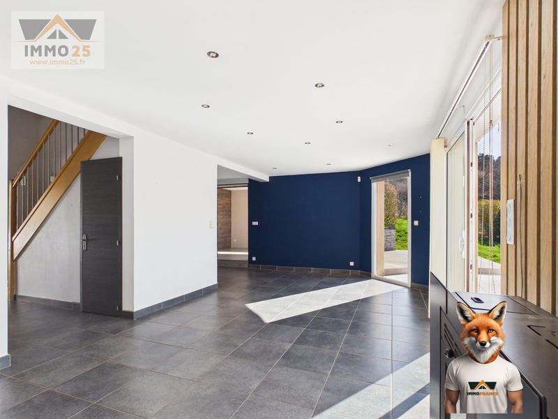 Maison - 161 m² - 8 pièces