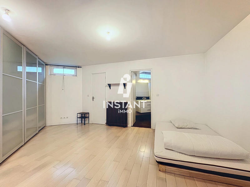 Loft - 135 m² - 4 pièces