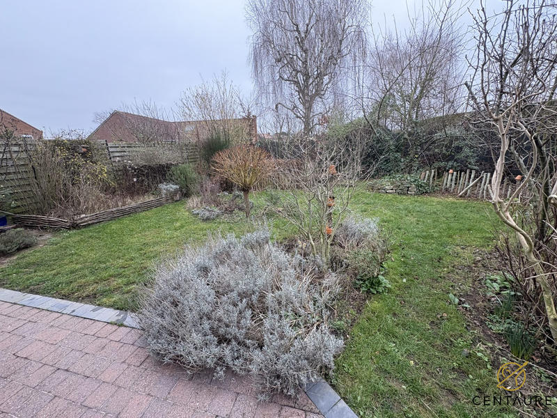 Maison - 95 m² - 4 pièces