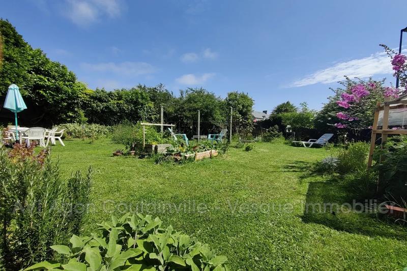 Maison - 215 m² - 7 pièces