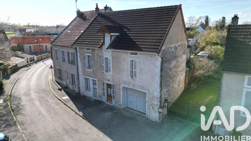 Maison de ville - 141 m² - 5 pièces