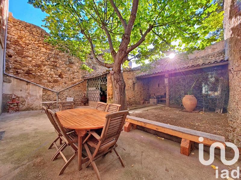 Maison - 257 m² - 9 pièces