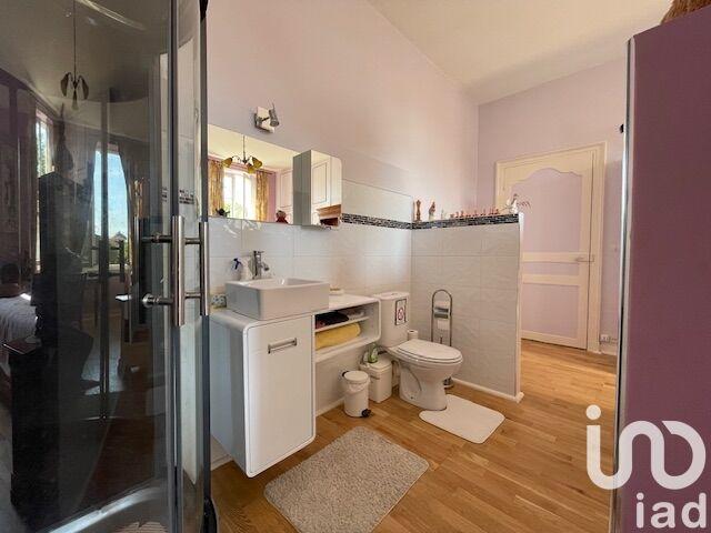 Maison - 288 m² - 9 pièces