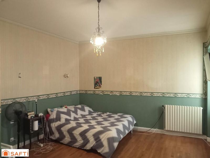 Maison - 310 m² - 8 pièces