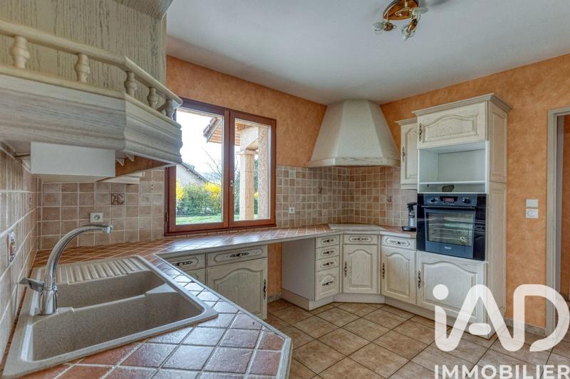 Maison - 98 m² - 4 pièces