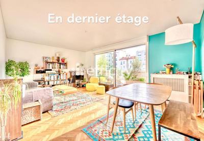 Appartement - 86 m² - 4 pièces
