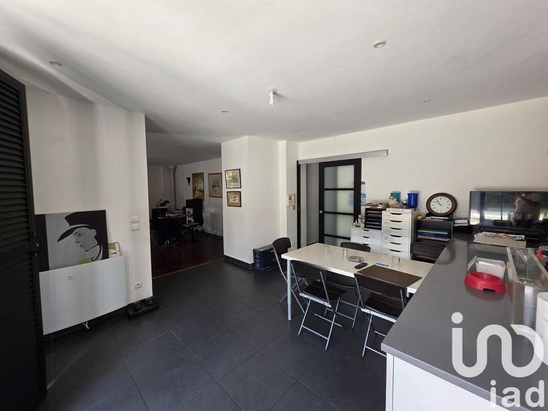 Appartement - 198 m² - 7 pièces