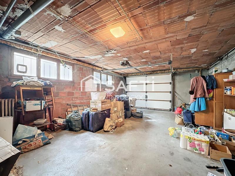 Maison - 200 m² - 9 pièces