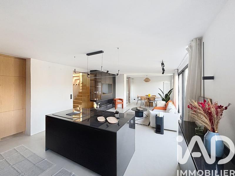 Appartement - 92 m² - 4 pièces