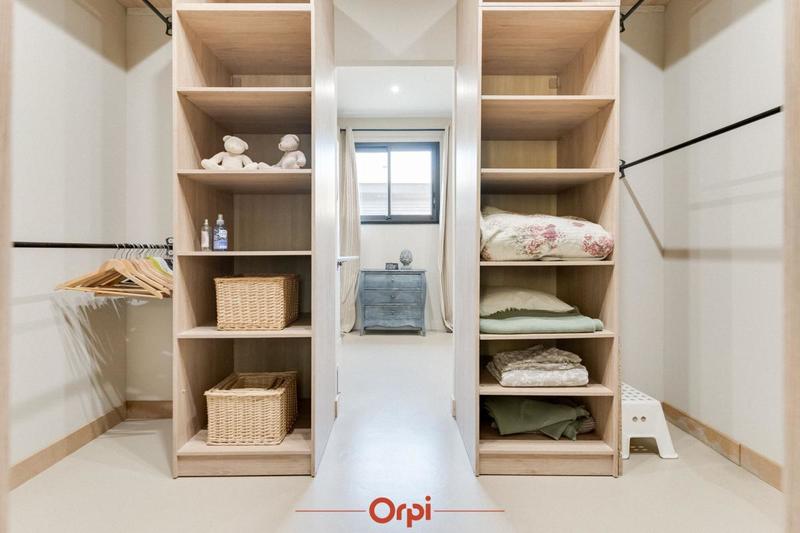 Maison - 199 m² - 5 pièces