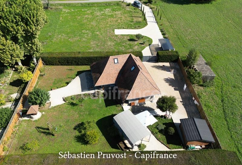 Maison - 100 m² - 4 pièces