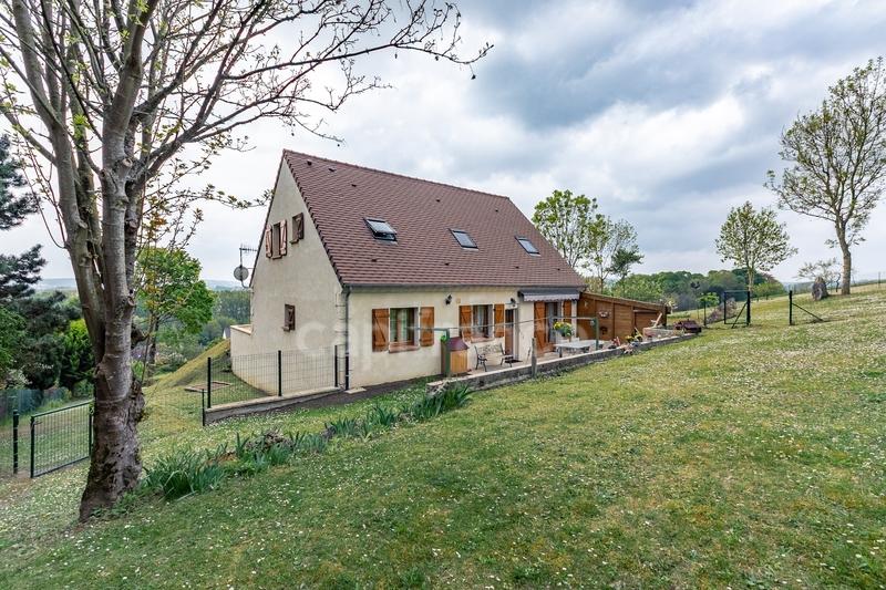 Maison - 131 m² - 6 pièces
