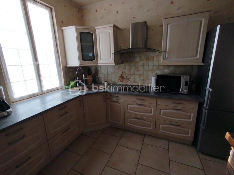 Maison traditionnelle - 127 m² - 6 pièces