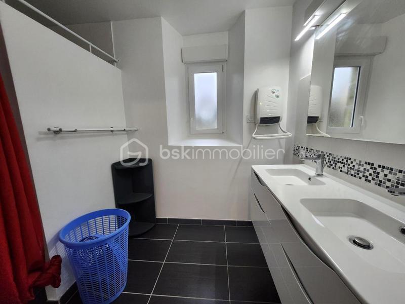 Maison en pierre - 160 m² - 6 pièces