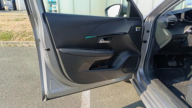 Peugeot 208 1.2 Puretech 130 Eat8 Allure Business - Automatique