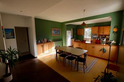 Maison en pierre - 275 m² - 11 pièces