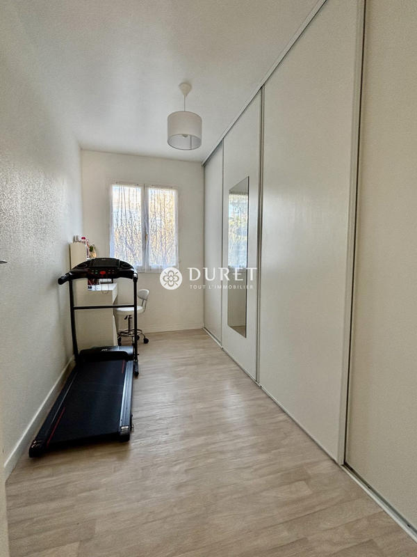 Maison - 99 m² - 6 pièces