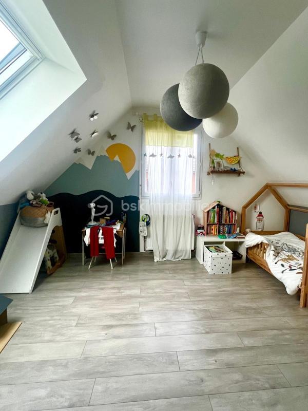 Maison - 135 m² - 4 pièces