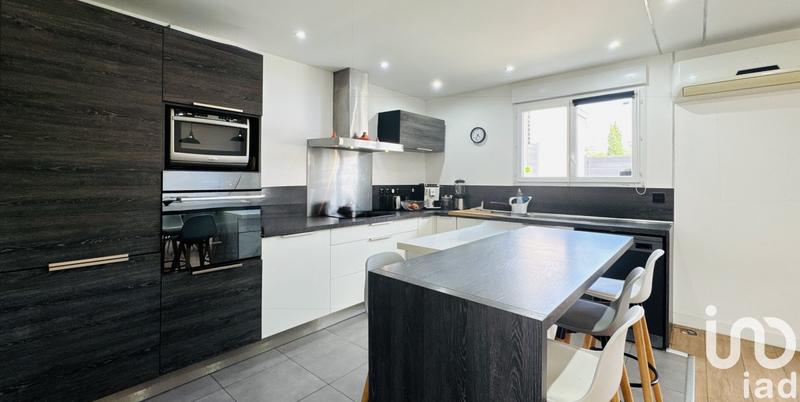 Maison - 106 m² - 5 pièces