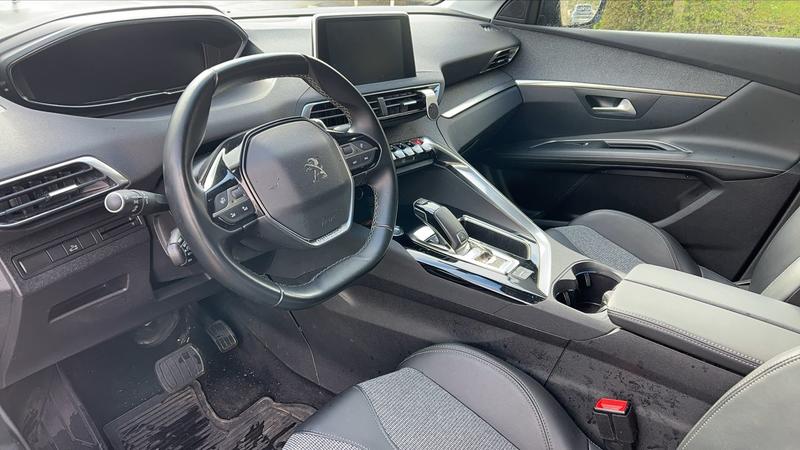 Peugeot 3008 1.2 PureTech 130 Eat8 Allure