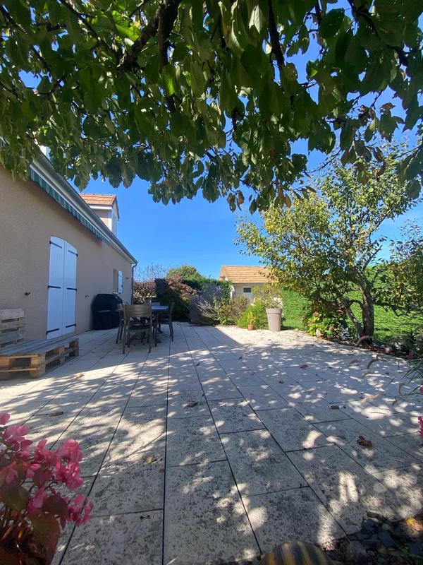 Maison - 140 m² - 5 pièces