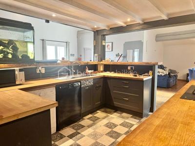 Maison - 140 m² - 4 pièces