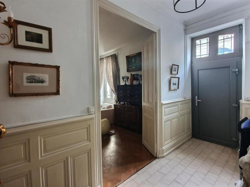Maison - 170 m² - 8 pièces