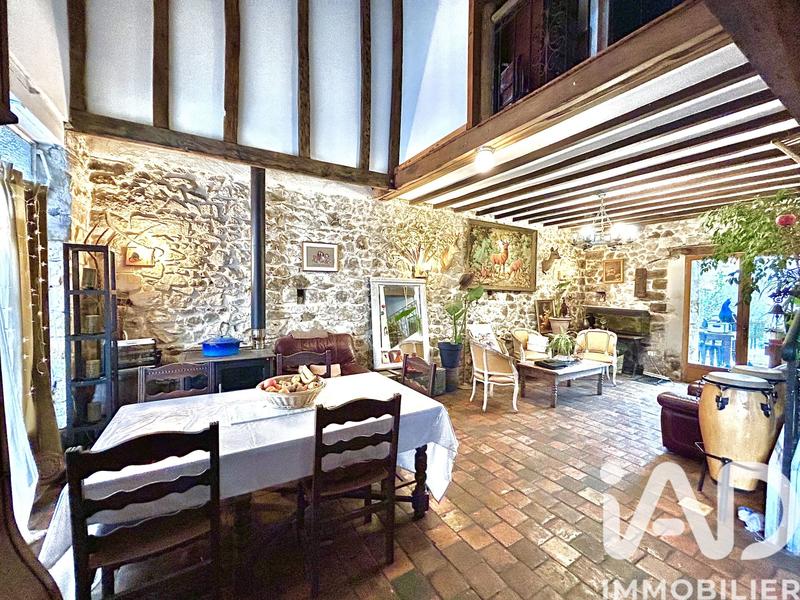 Maison - 160 m² - 6 pièces