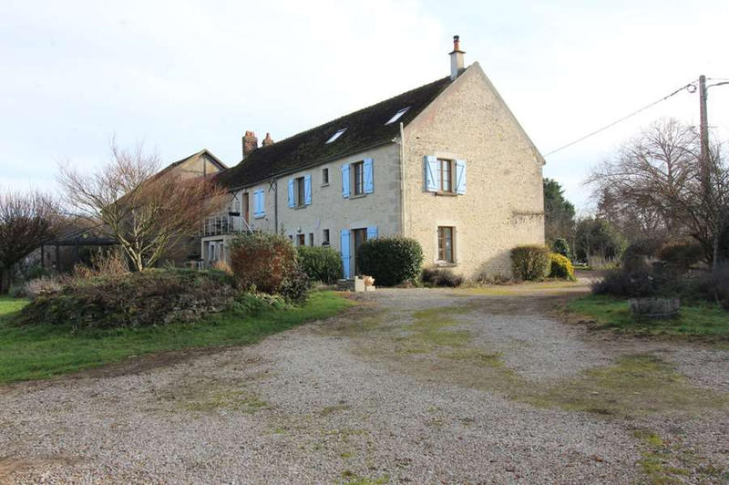 Maison - 230 m² - 10 pièces