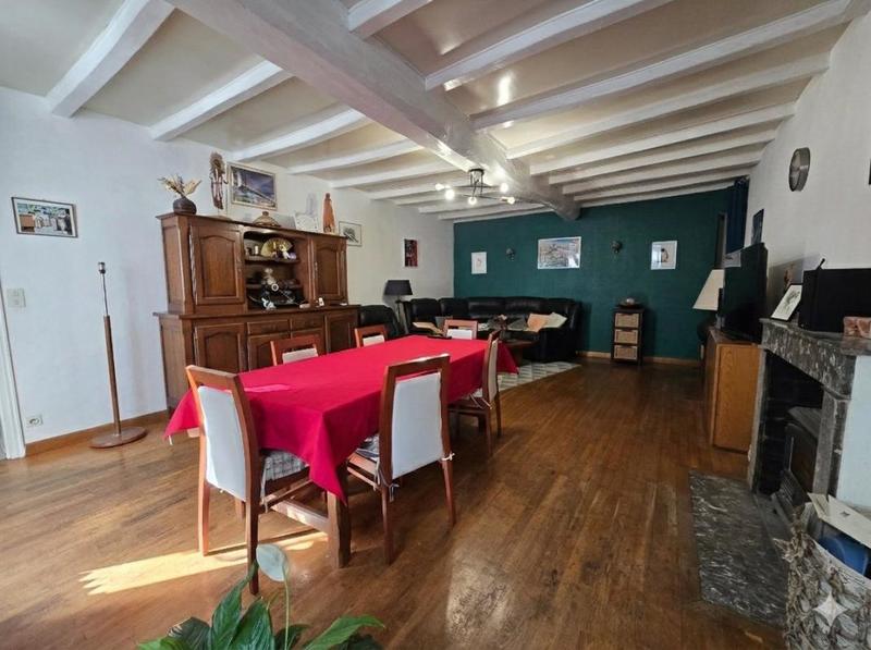 Propriété - 145 m² - 5 pièces