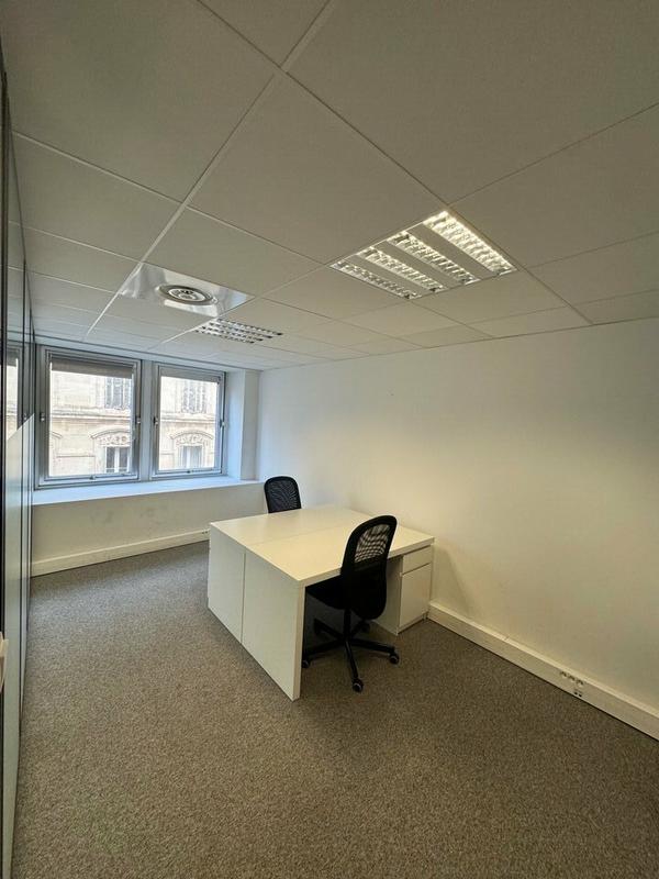 Bureau - 127 m²